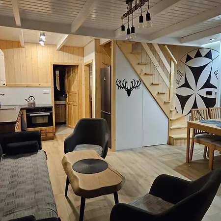 Chalet Krótki Szpic *