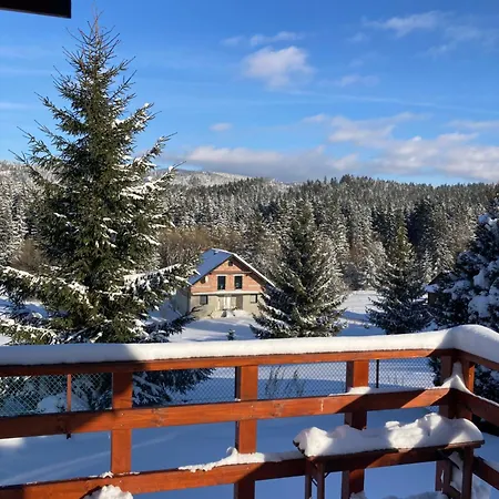 Krótki Szpic Chalet *